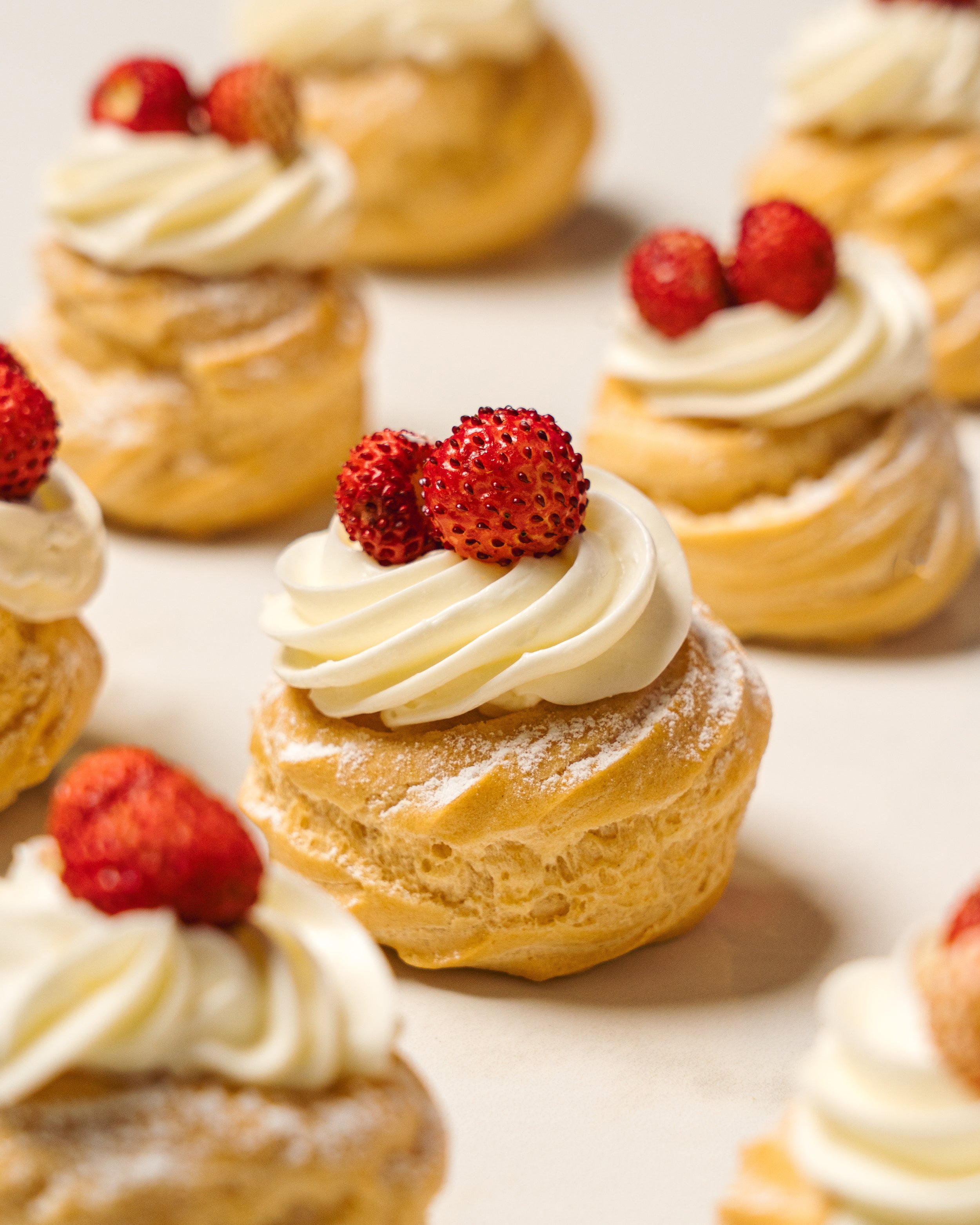 Zeppoline mignon chantilly e fragoline