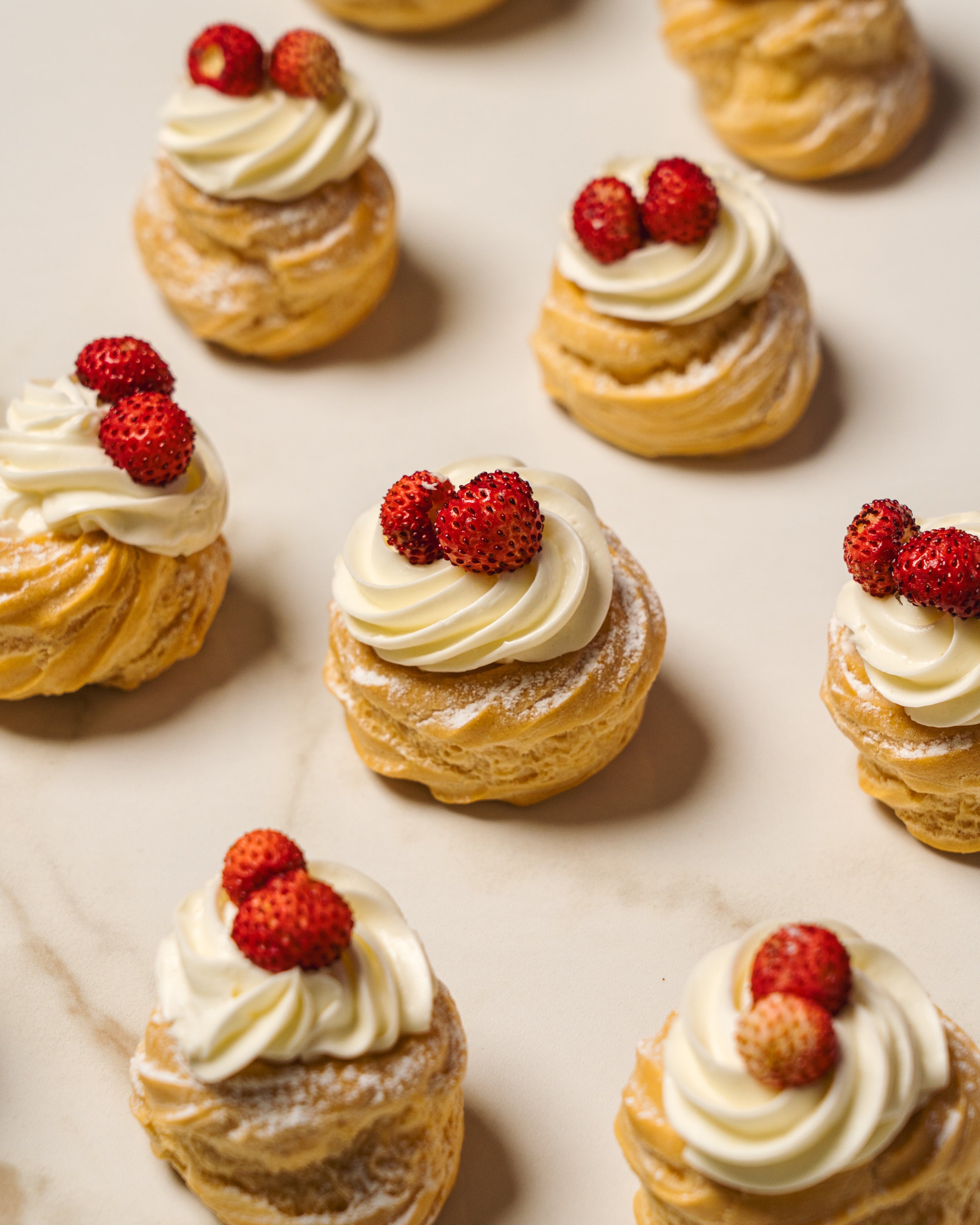 Zeppoline mignon chantilly e fragoline