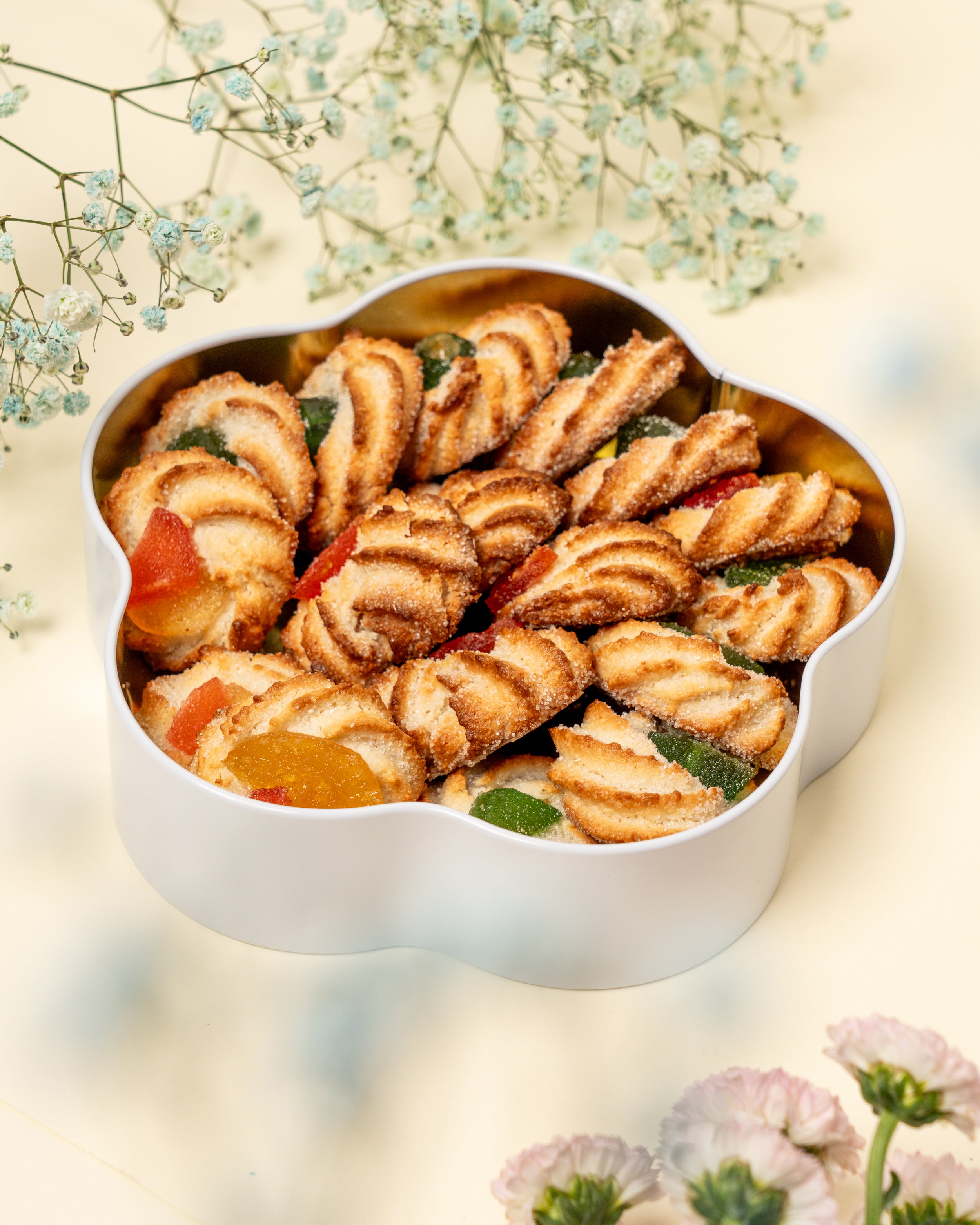 Latta con pasta di mandorle